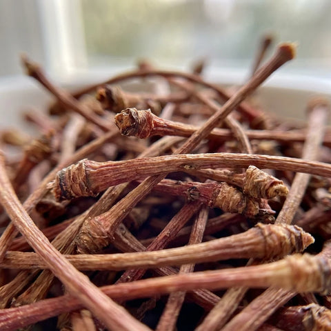 QUEUES DE CERISE  ENTIÈRES pédoncule fructifère rouge